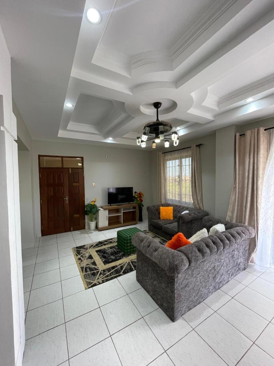 Creek Heights Apartment Момбаса Экстерьер фото